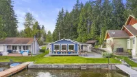 Idyllic Lakeside Getaway - Hidden Gem