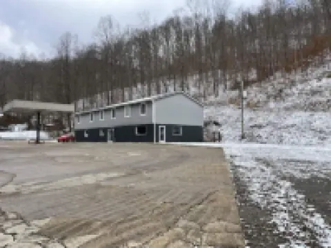 Fox Run Resort Hotels in Mingo County