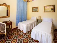 Villa Antiche Mura Hotels in Empoli