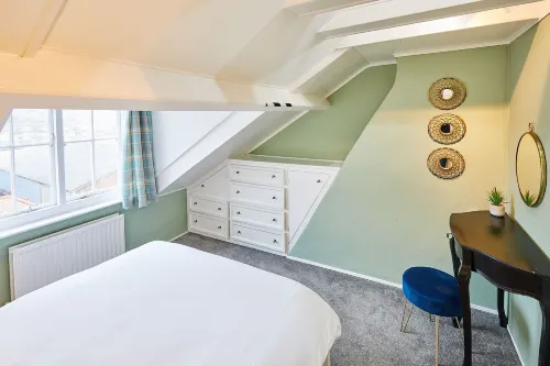Host & Stay - Harbour Mist Cottage - balcony