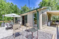 Deer & Doe by HoneyBearCabins Hotels in Sevierville