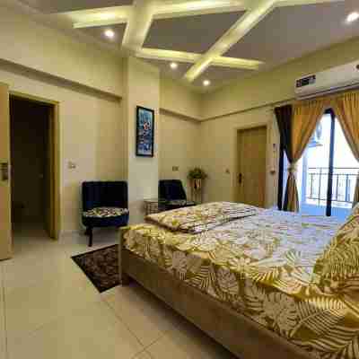 the realtors inn luxurious 1bed apartment dha 2 Rooms