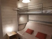 Superb 52m2 apartment not overlooked with 25m2 loggia. Hotels near Super Besse