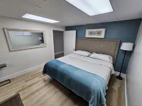 Spacious 2 Bedroom Apartment in Historic Downtown