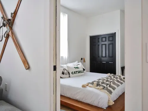 Charming Hideaway with Hot Tub and Private Pond - Cozy Rustic Retreat Hotels in Callicoon