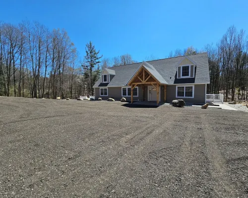 Newly built secluded 5-bedroom home