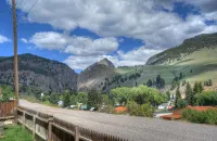 Charming Historic Home with Scenic Views - Cozy Mountain Retreat