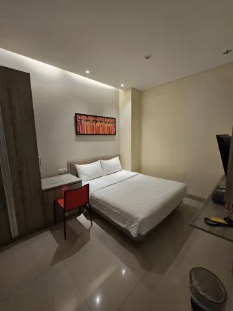 Priority Inn Отели рядом с достопримечательностью «Музей Батик Данар Хади»