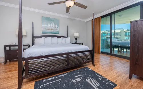 Coastal Elegance and Breathtaking Views - Stunning Bayfront Retreat