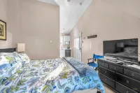 Sea Bleu in Roads End