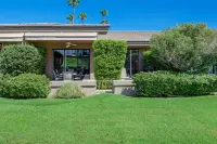 Golf Course Access and Scenic Lake Views - Elegant Getaway