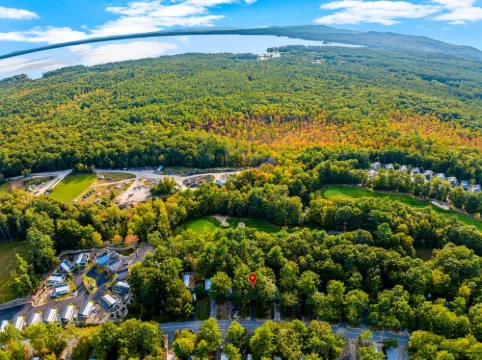 Beachside Relaxation and Arcade Adventures - Tranquil Haven Hotels in Casco