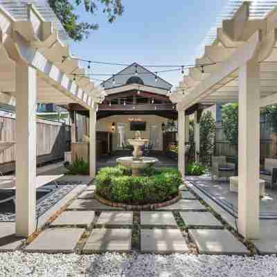 Spacious Historical Home Within Walking Distance to French Quarter Hotel Exterior
