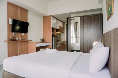 Restful and Enjoy Living Studio Parkland Avenue Apartment Hotel dekat Paradise Dreamland