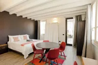 Annama Coliving - balcony