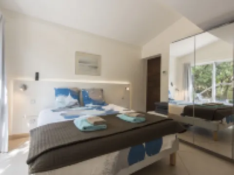 Villa Perle de La Mer Hotels in Frejus