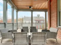 On Catskill Main Street Upscale Charm Outdoor Living Beatrice by AvantStay Hotels in Catskill