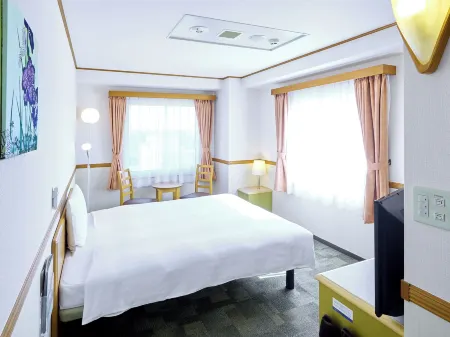 Toyoko Inn Shonan Hiratsuka Eki Kita Guchi No 1 Отели рядом с достопримечательностью «Shrine of Hiratsuka Hachimangu»