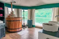 Canvas & Orchids Retreat فنادق في كوه كونغ