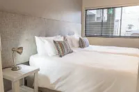 Hillside Executive Accommodation - Balkoner