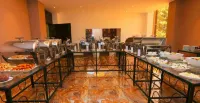 Ayowa Grand Hotel - 2 stjerner