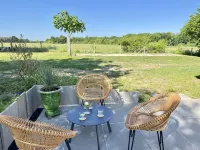 Le Clos des Châteaux Hotels in Contres