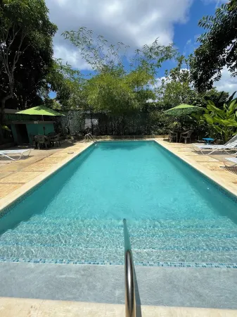 Bak A Yaad Отели в г. Запад Энд