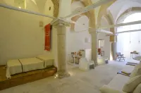 فندق الغرفة الزرقاء