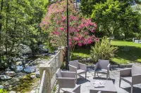 Les Jardins de La Glacière Hotel di Venaco