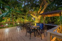 The Fairways Inn of Naples Hotels in Naples Park