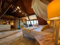 Maison D’hôtes les Méans Couvent Saint Jean de Matha 주변 호텔