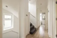 Cosy Double Room in Acton Hotels in Acton