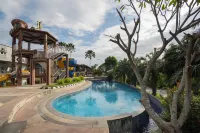 BeSS Resort & Convention Lawang - Pools