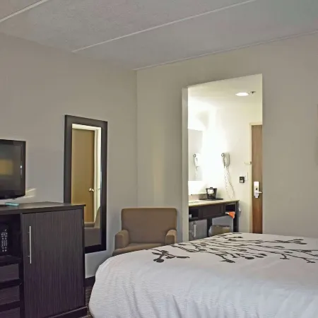 Sleep Inn & Suites West Knoxville