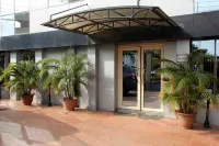 Silver Grandeur Hotel Hotel a Mushin