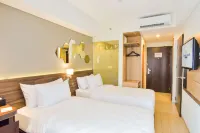 Golden Tulip Essential Tangerang Hotel dekat Mall Balekota Tangerang