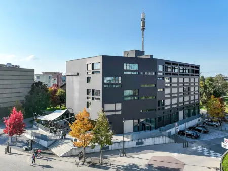 Hotel Apart - Welcoming l Urban Feel l Design