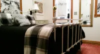 Rock Cottage Gardens B&B