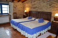 Casa Assumpta Hotels in Dombodán