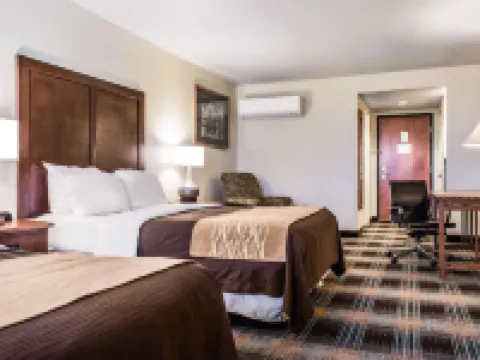Comfort Inn & Suites Sheridan Hotels in Sheridan