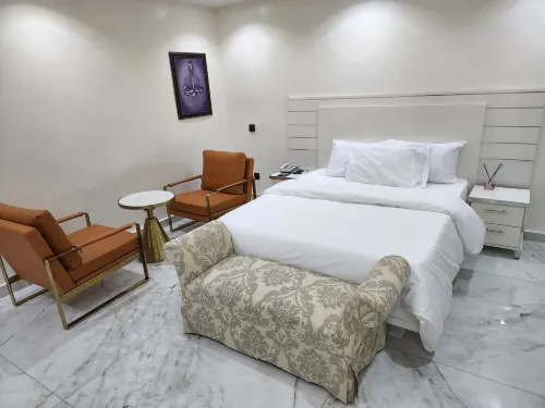 Luxol Homes and Suites - Gym