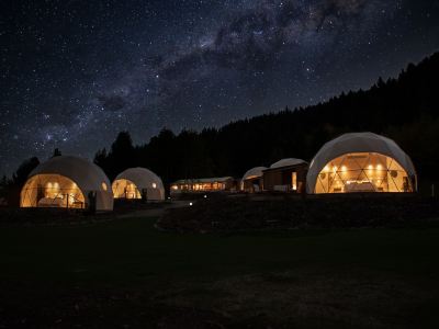 Cross Hill Lodge & Domes