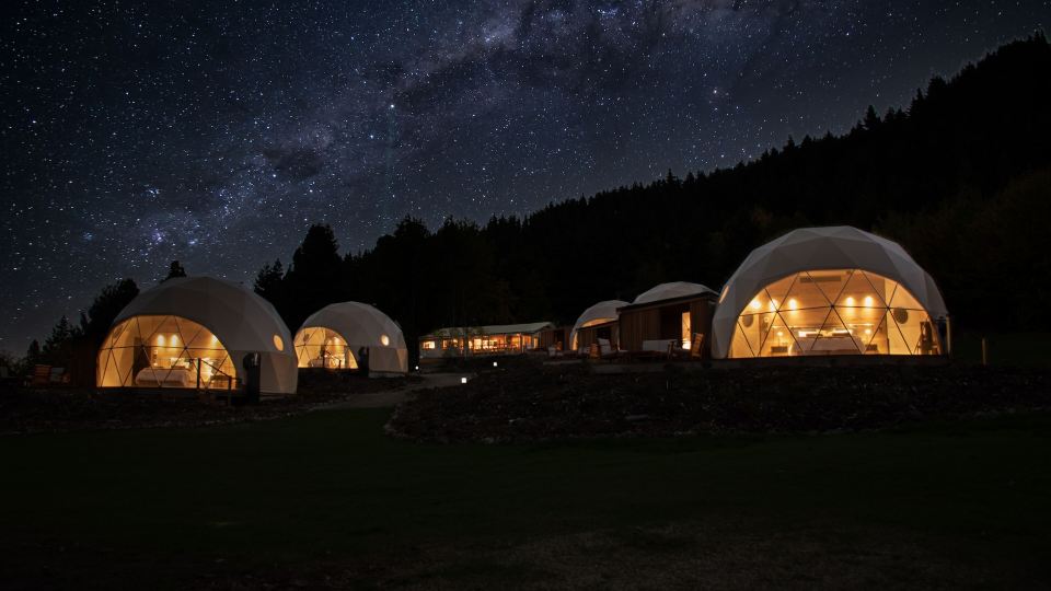Cross Hill Lodge & Domes