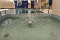 Live & Travel Apartments - Pools