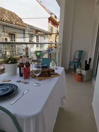 Bnbook Medea Apartments 2 Отели в г. Фуэнхирола