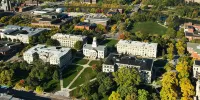 The Highlander Hotel, Ascend Hotel Collection Отели рядом с достопримечательностью «Универзитет Ајове»
