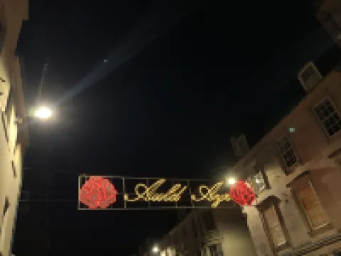 Rose Apartment 2-Bed Apt Sleeps 4 Town Centre Ayr Hotels in 