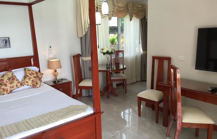 Ocean Breeze Resort