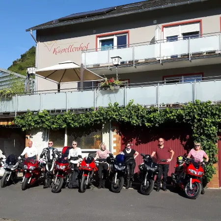 Hotel-Restaurant-Weingut Kapellenhof