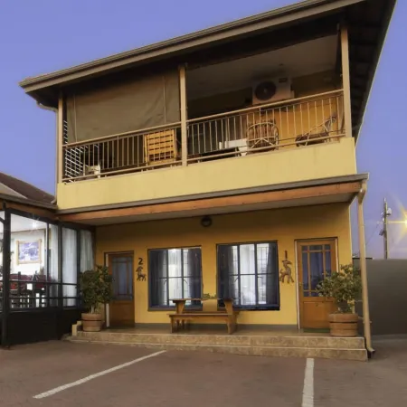 Marle' Lodge Bed & Breakfast